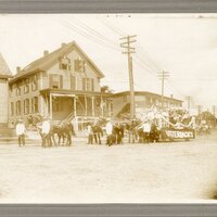 Bangor-Carnival-Trades-Procession_05-Utterback-Brothers.jpg