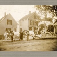 Bangor-Carnival-Trades-Procession_12-E-C-Nichols.jpg