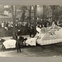 Bangor-Carnival-Trades-Procession_18-A-Langdon-Freese.jpg